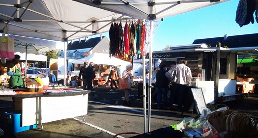 Stands au Marche de Vertou